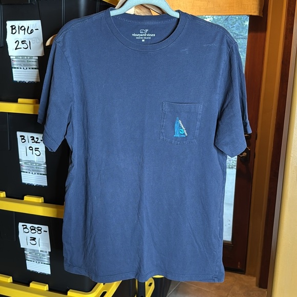 Vineyard Vines Blue Short Sleeve 100% Cotton Tee Nautical Design Size Medium - Picture 3 of 5